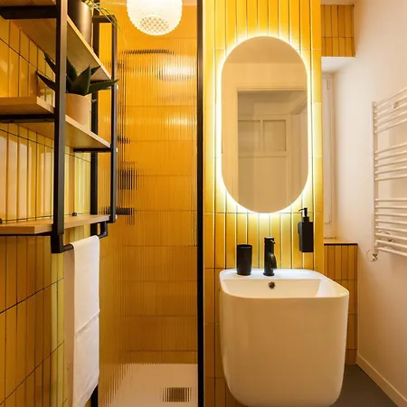 Finestre Sul Massimo - Centro Storico Апартаменты