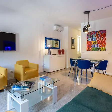 Finestre Sul Massimo - Centro Storico Апартаменты